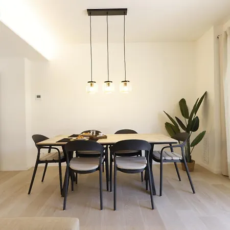 Apartment Bravissimo Carrer Sol, Monthly *