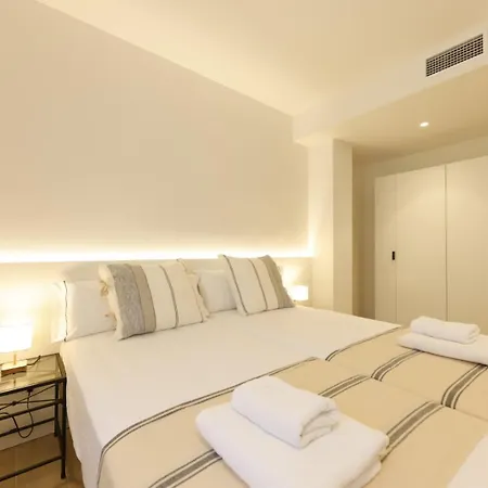 Apartment Bravissimo Carrer Sol, Monthly *