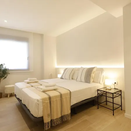 Bravissimo Carrer Sol, Monthly * Gerona